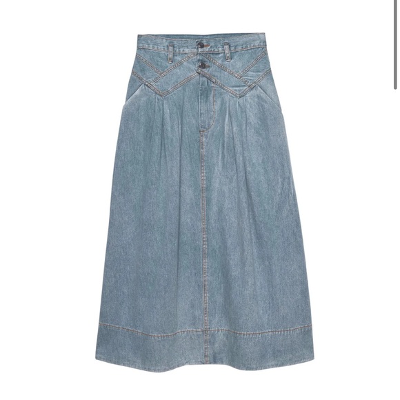 THE GREAT. The Field Denim Skirt in Misty Wash - Picture 5 of 7